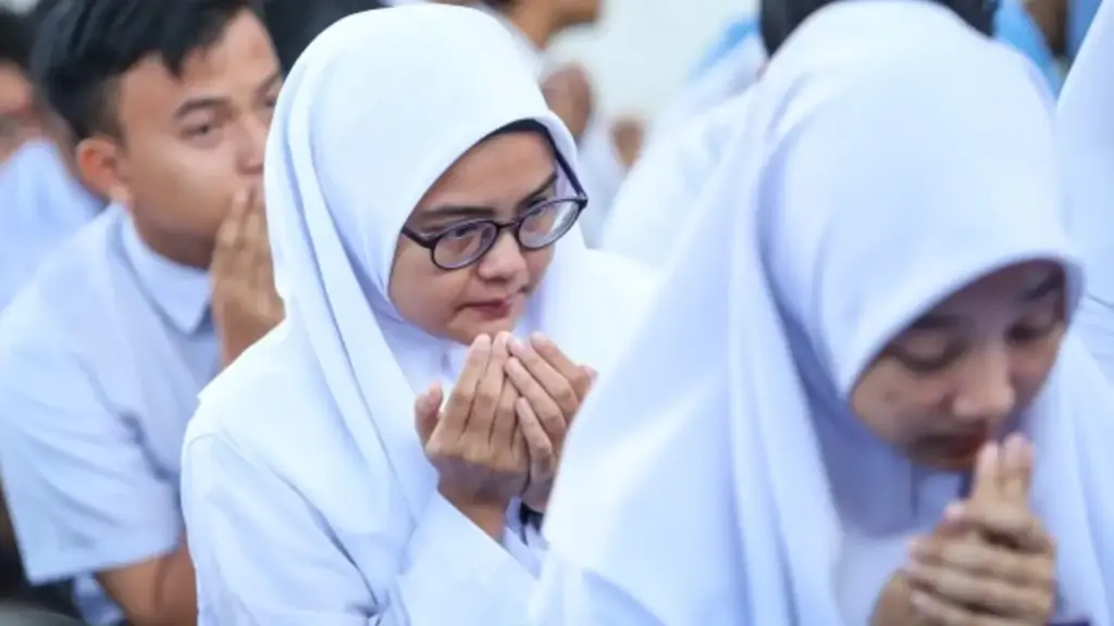 Contoh Doa Perpisahan Sekolah